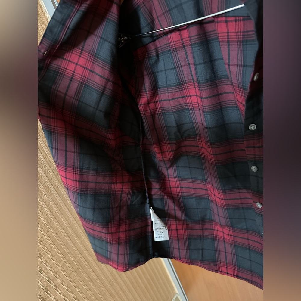 Eddie Bauer Red and Black Plaid Button-Up Shirt - Picture 2 of 5